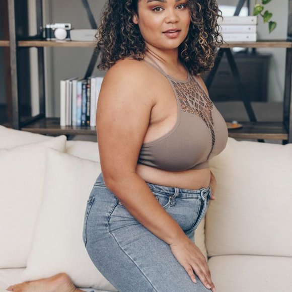 Seamless High Neck Strappy Back Brami Plus - Picture 8 of 11